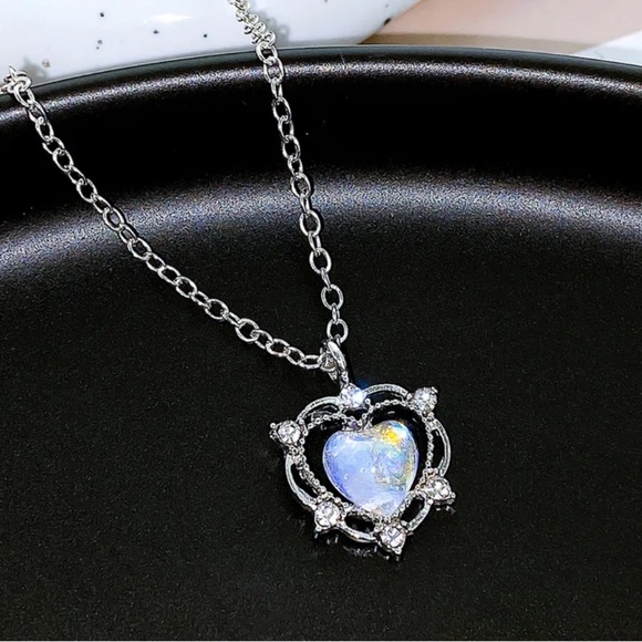 Magickallyfab Jewelry - Elegant Silver Color Heart Pendant Necklace